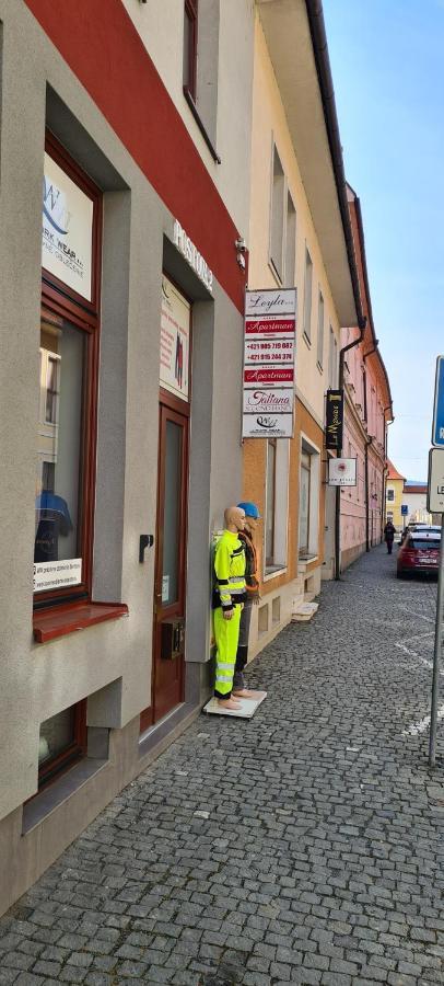 Centrum Apartman Leyla Bardejov Luaran gambar