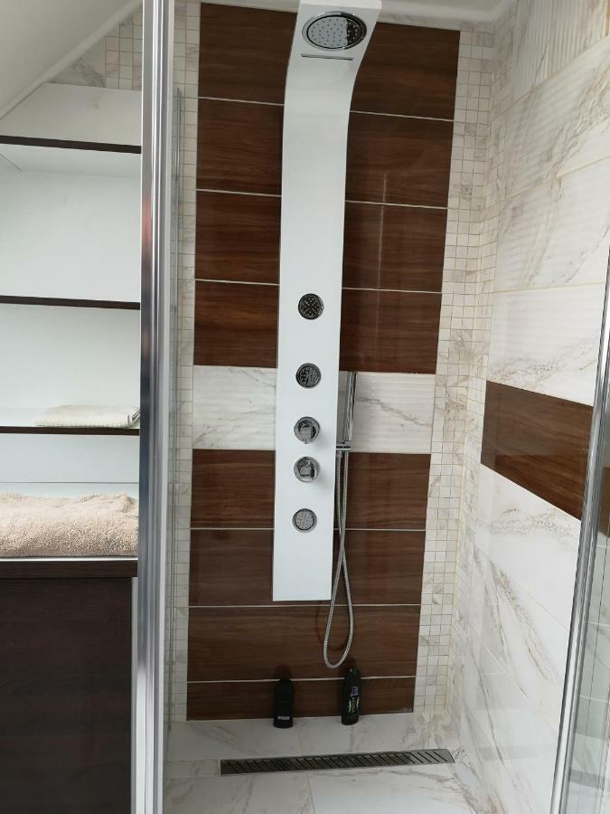Centrum Apartman Leyla Bardejov Luaran gambar